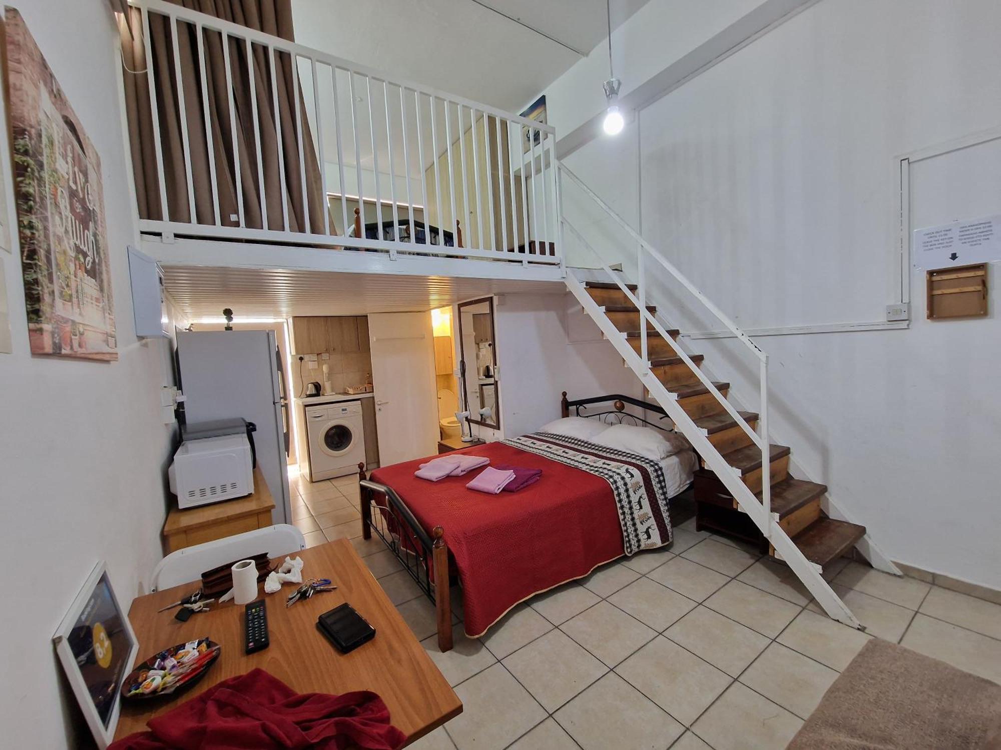 Strovolos Rooms Studios นิโคเซีย ห้อง รูปภาพ